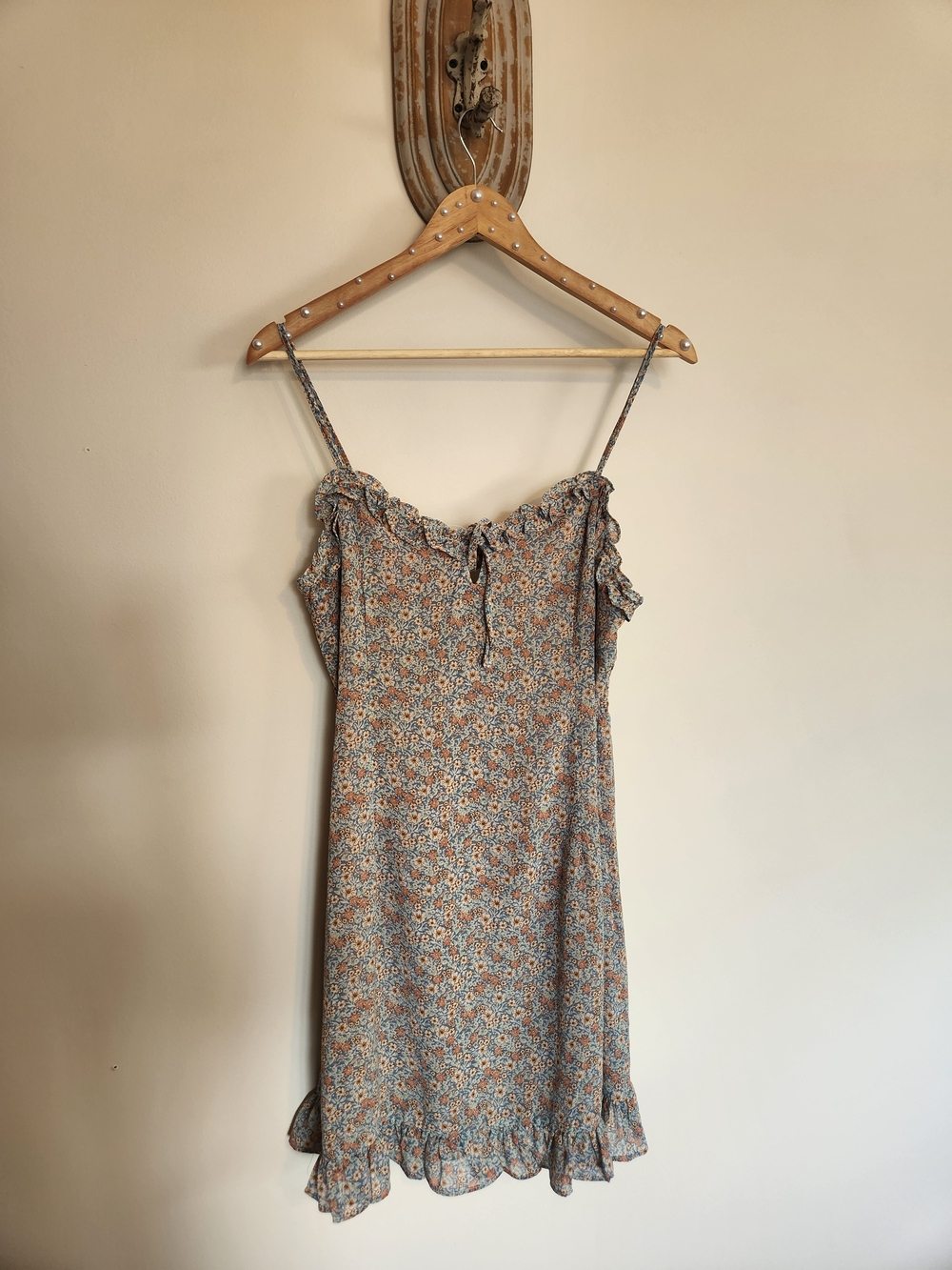 Dress Forum Floral Ruffle Slip Dress - Blue & Tan